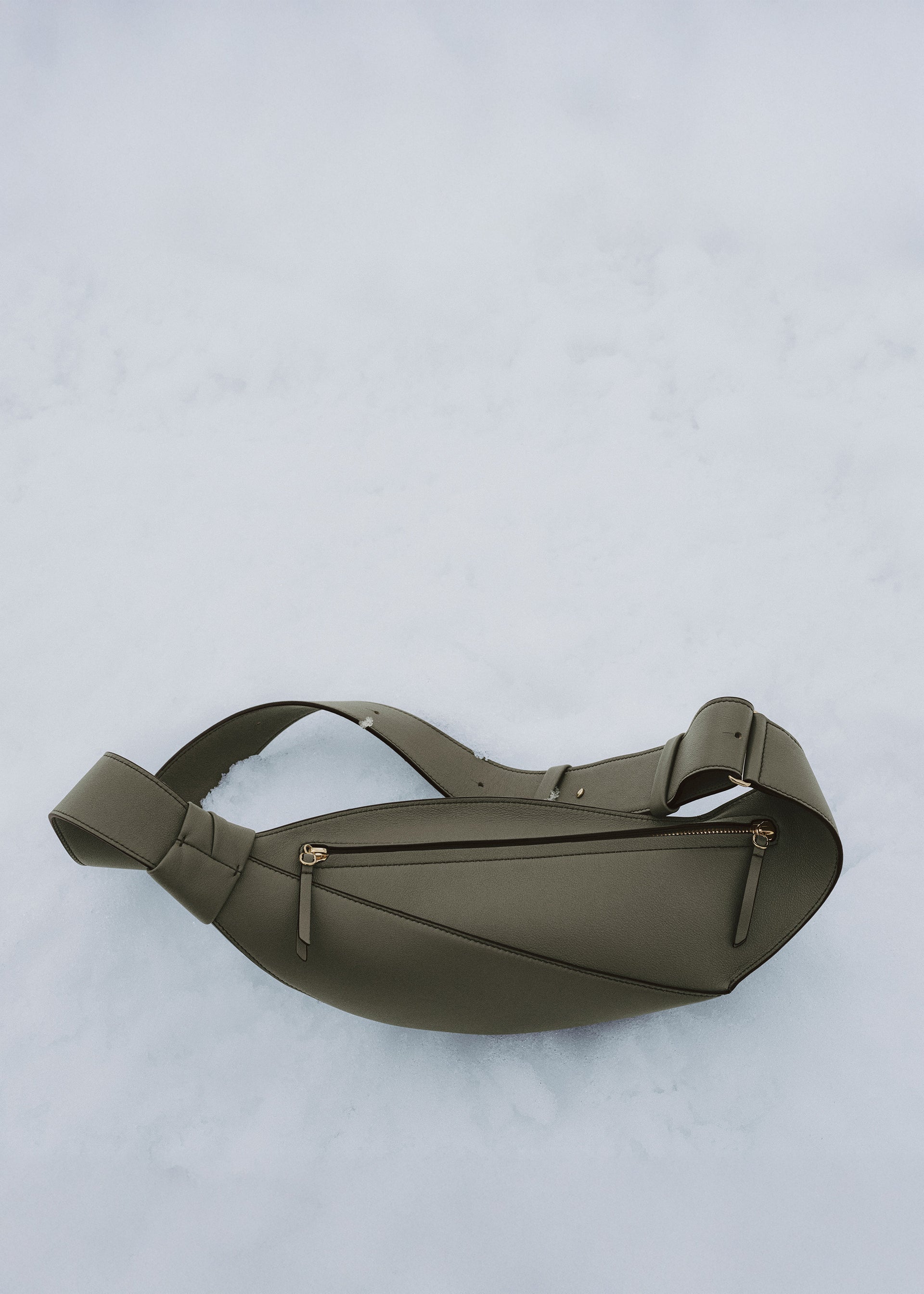 Neyu - Smooth Smoky Green