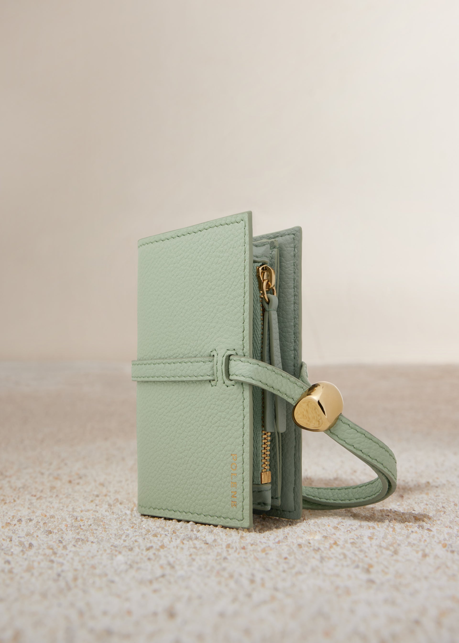 Kayé Card Holder - Textured Duo Fresh Almond