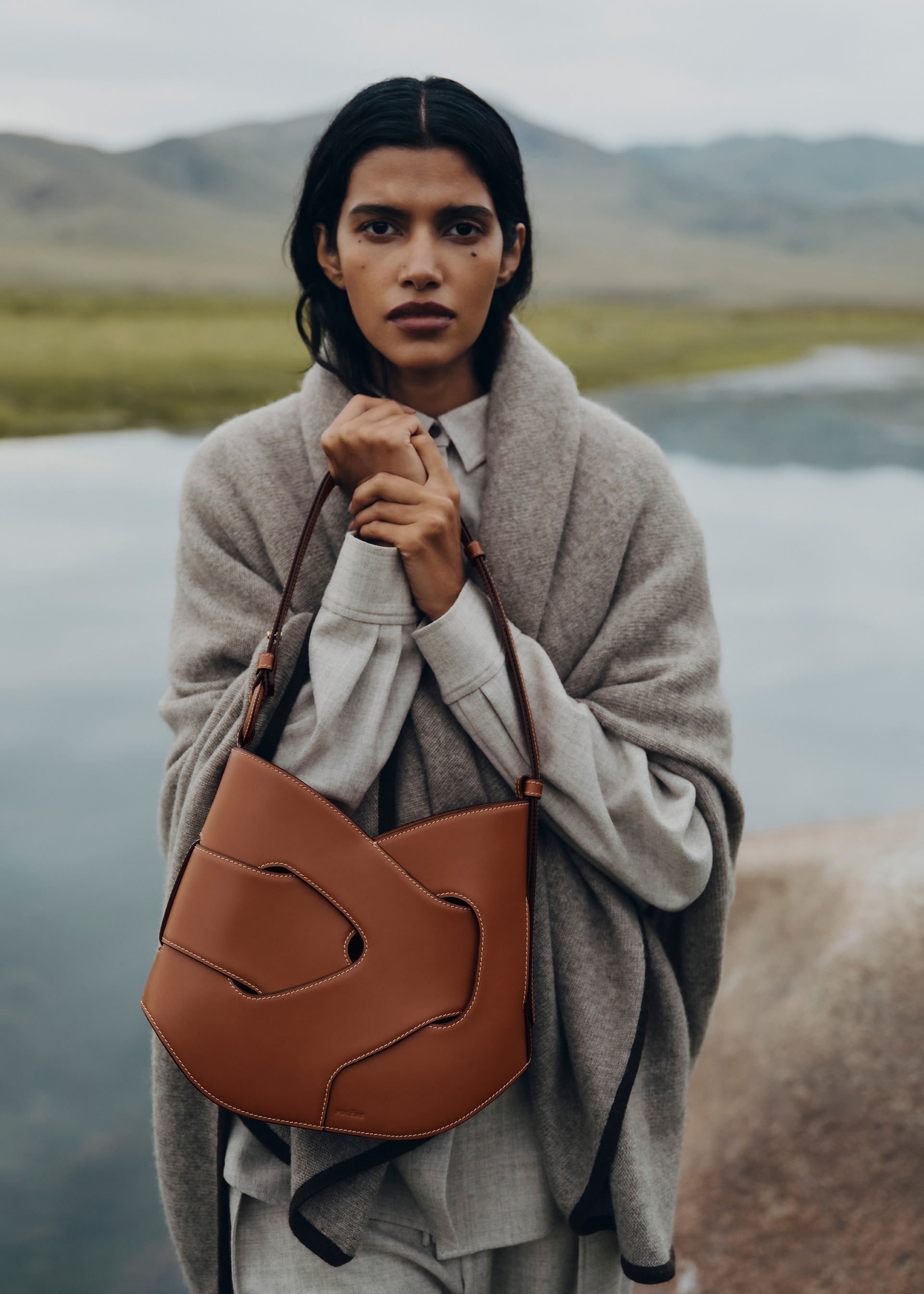 Nodde Hobo - Smooth Cognac