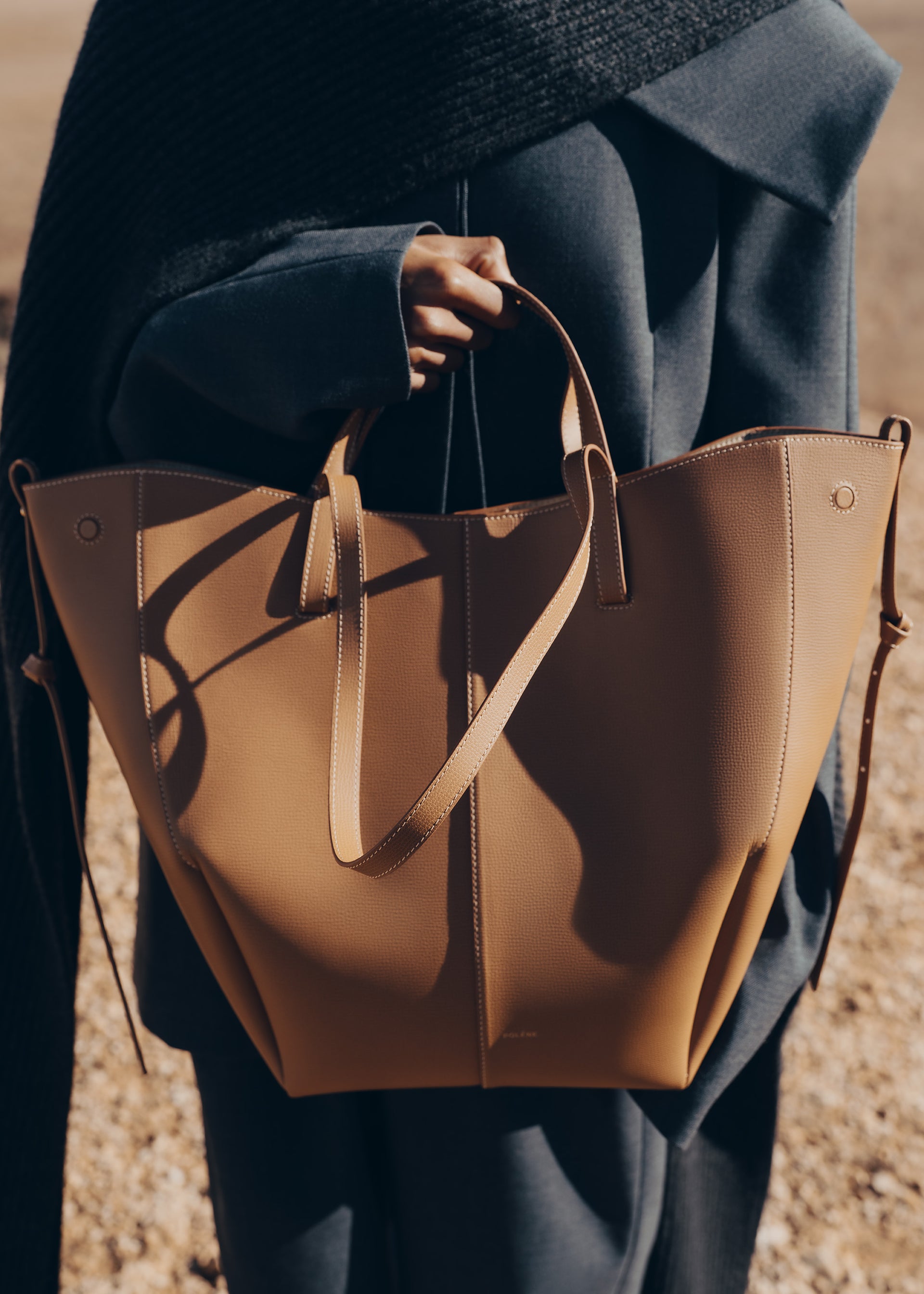 Cyme Tote - Textured Camel