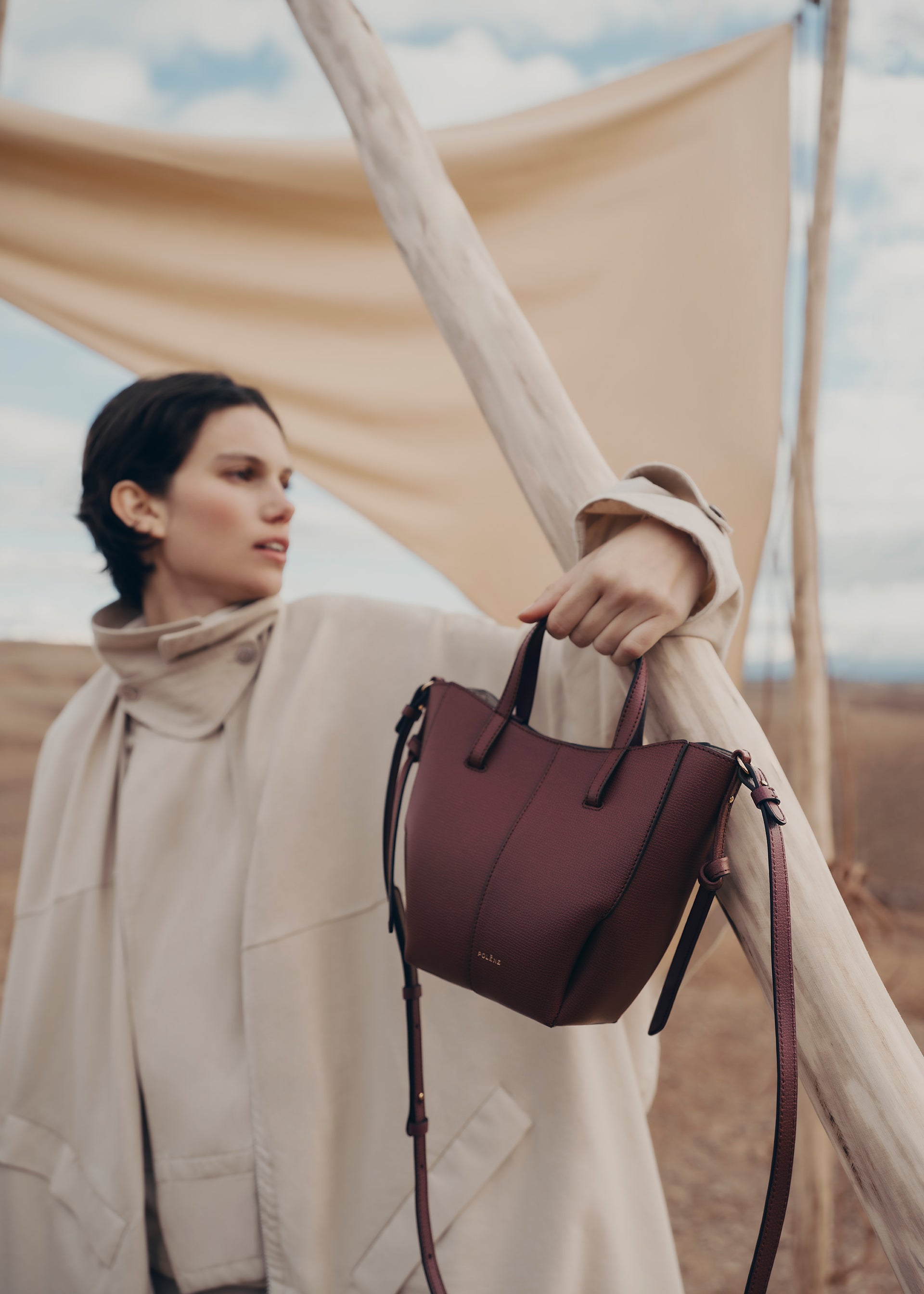 Cyme Tote Nano - Textured Black Cherry