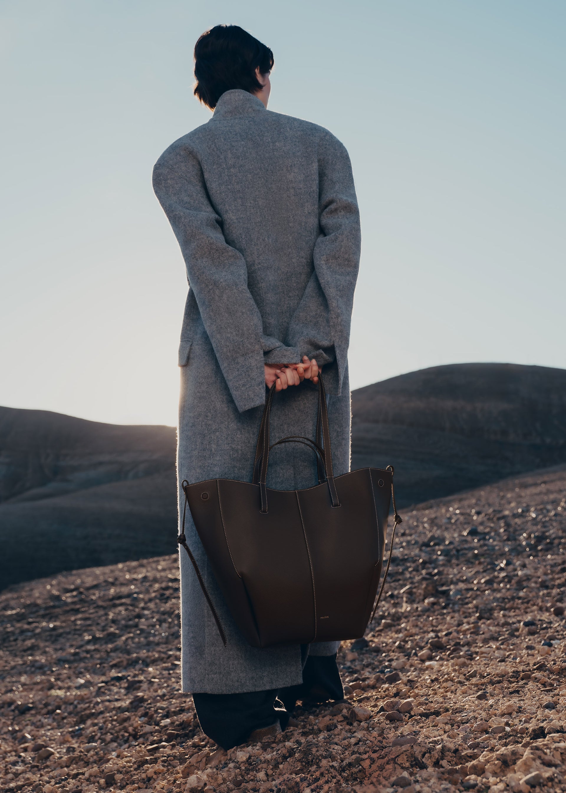 Cyme Tote - Textured Ebony