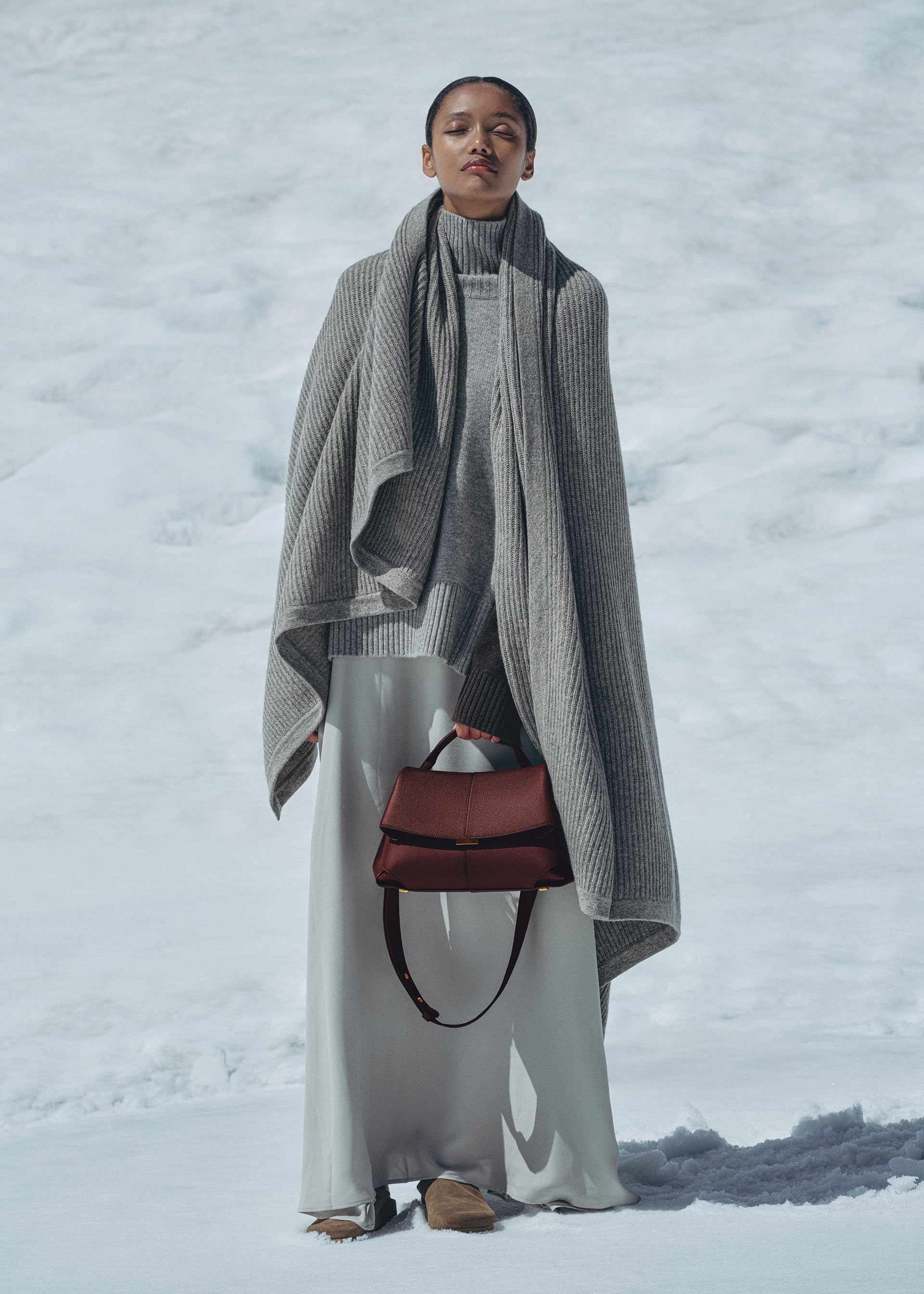 Mokki - Textured Black Cherry