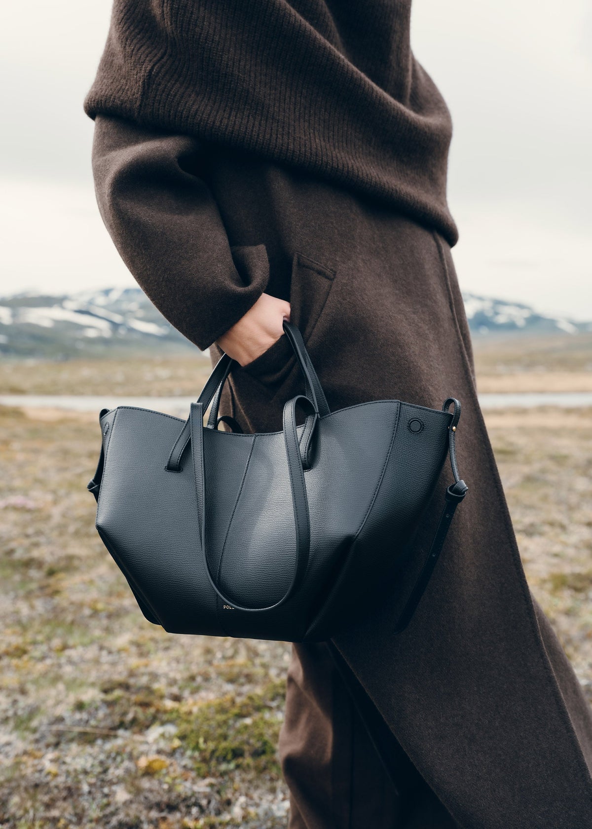 Cyme Mini - Textured Black